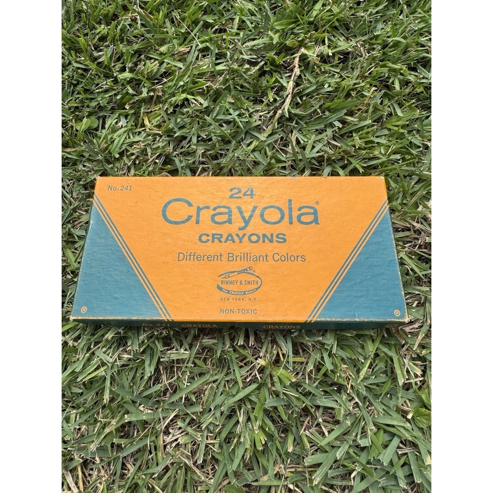 VTG 1940's-50s Crayola No 241 Binney & Smith 24 Crayon Set Discontinued Colors